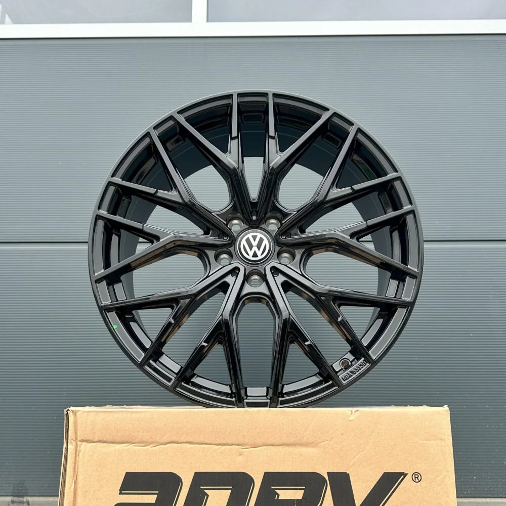 18 Zoll Felgen Damina WH37 schwarz für VW Golf 6 7 8 GTI GTD GTE