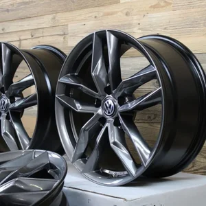 19 Zoll Felgen DM05 Anthrazit für Audi A3 S3 RS3 8P 8V TT TTS 8J 8S Q2 GA 2