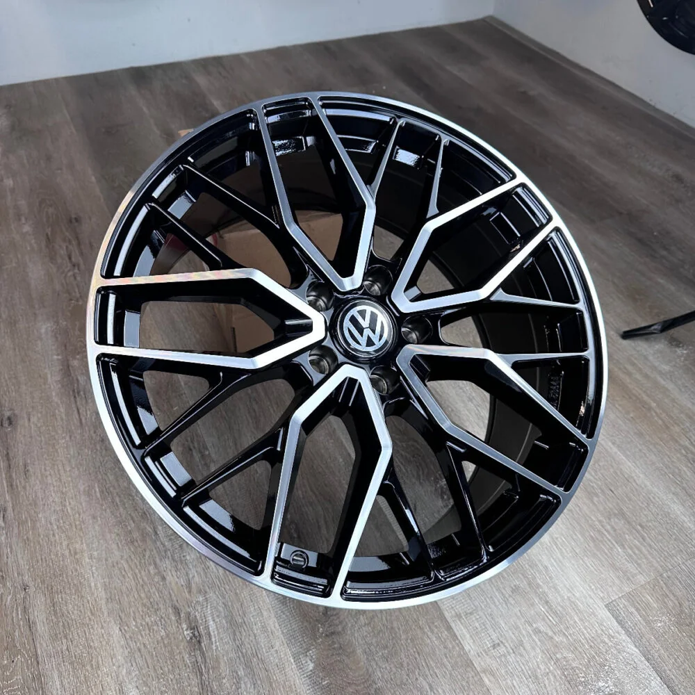19 Zoll Felgen DM20 schwarz für VW Golf 6 7 8 GTI GTD GTE 7R 8R Passat B6 B7 B8