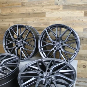 20 Zoll Felgen Damina DM08 grau VW Arteon 3H R Scirocco Tiguan 5N Passat CC 3