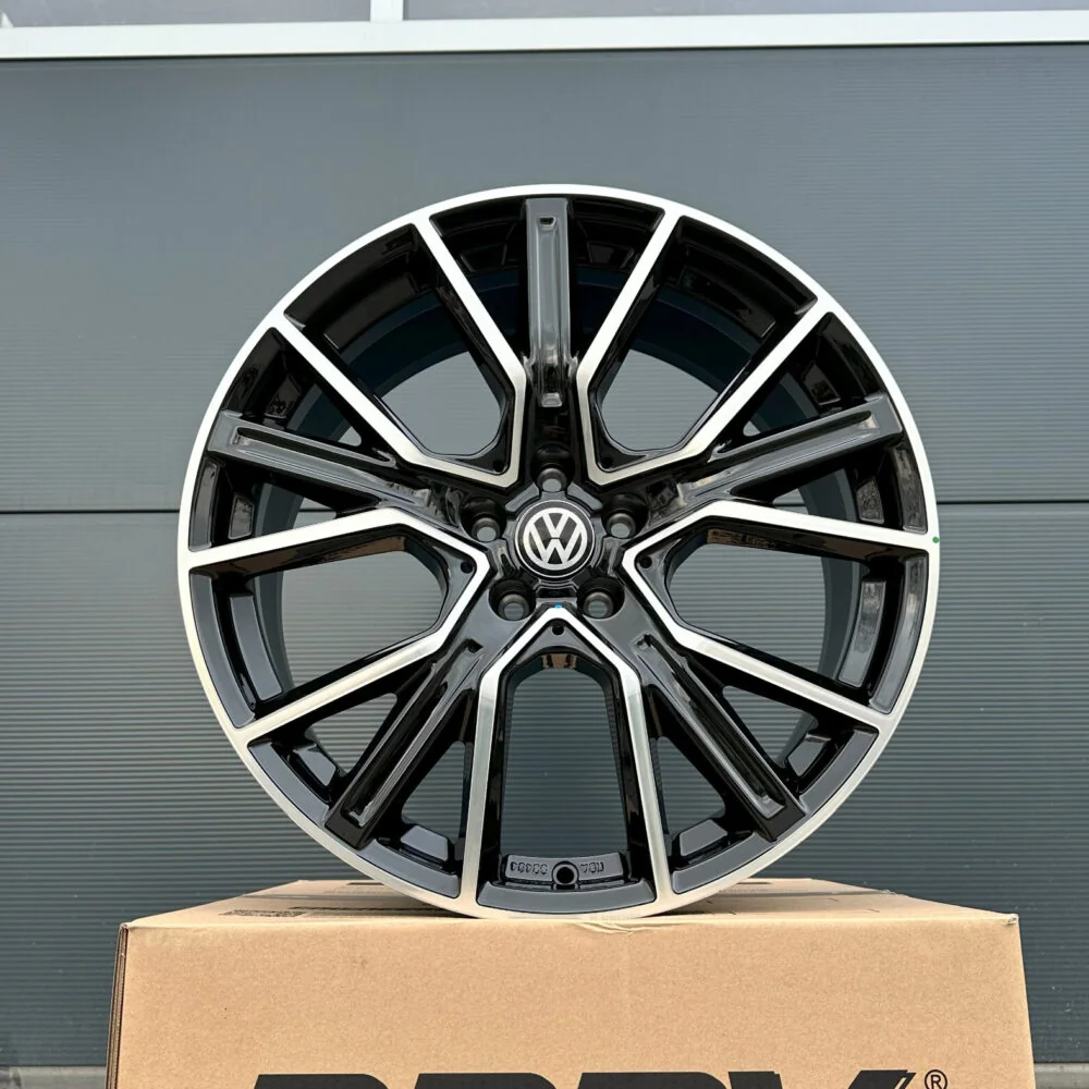 20 Zoll Felgen WH34 schwarz poliert für VW Passat B6 B7 B8 B9 3C GTE Pheaton 3D
