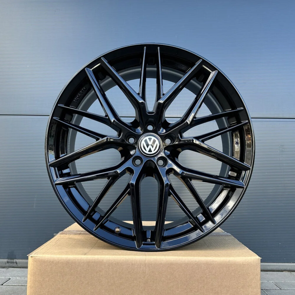 4x 18 Zoll Felgen Damina DM08 schwarz für VW Golf 5 6 7 8 GTI GTD GTE R 7R 8R