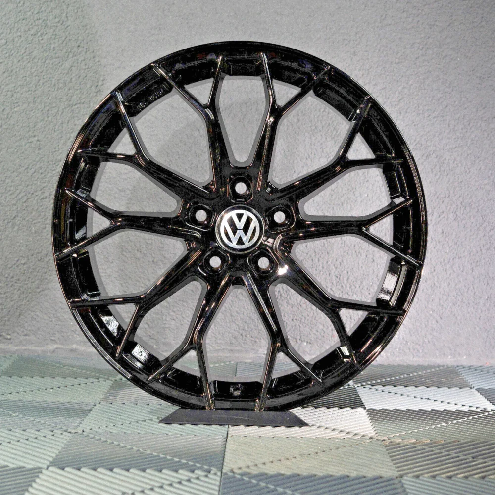 4x 18 Zoll Felgen FF Wheels FF01 schwarz für VW Passat CC Phaeton 3D Sharan 7N