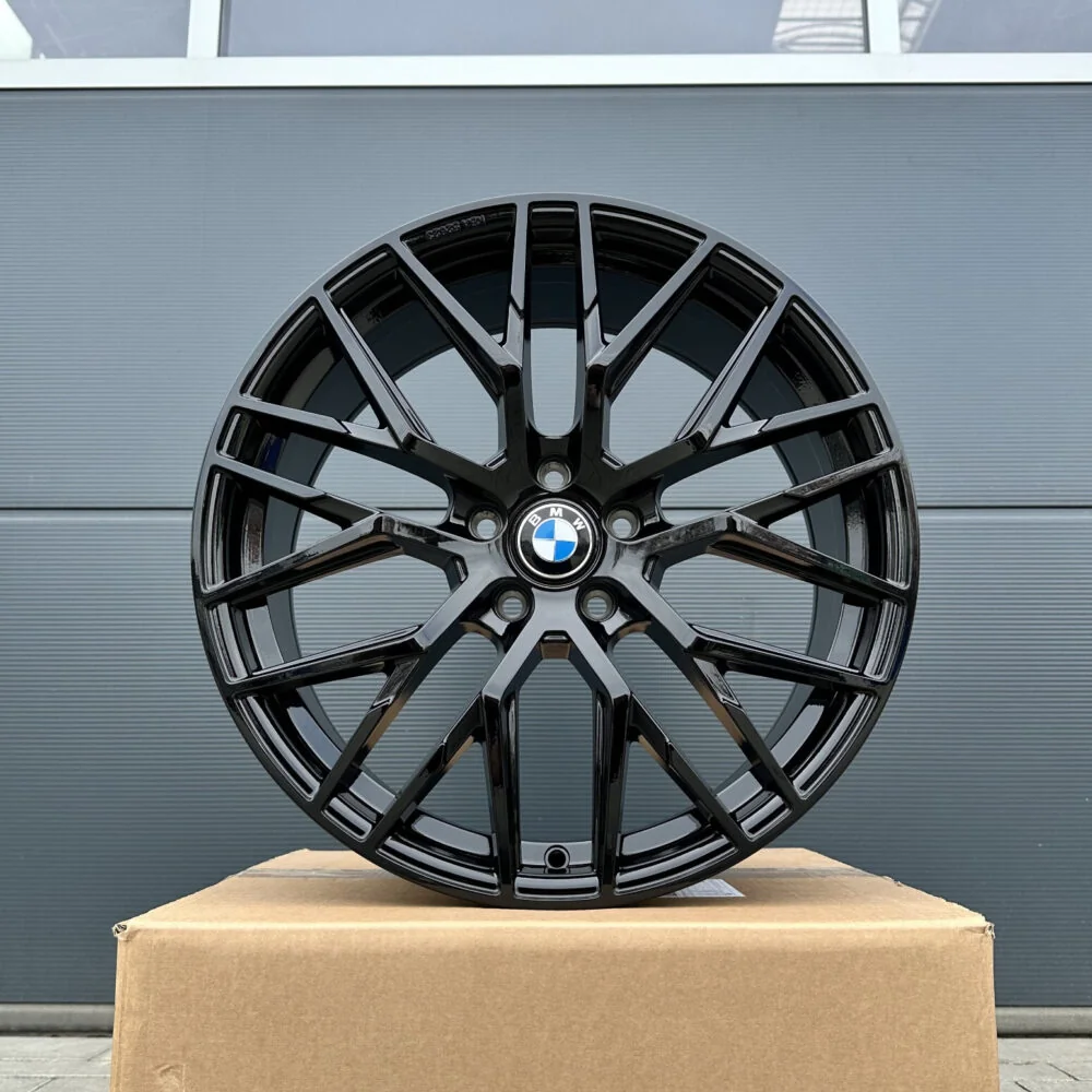 4x 18 Zoll Felgen MAM RS4 schwarz für BMW 4er M440i M440d G22 G23 G26 G4C M