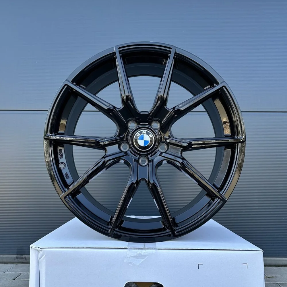 4x 18 Zoll Felgen V1 Wheels V1 schwarz für BMW 2er F44 Gran Coupe F2GC (M135i)