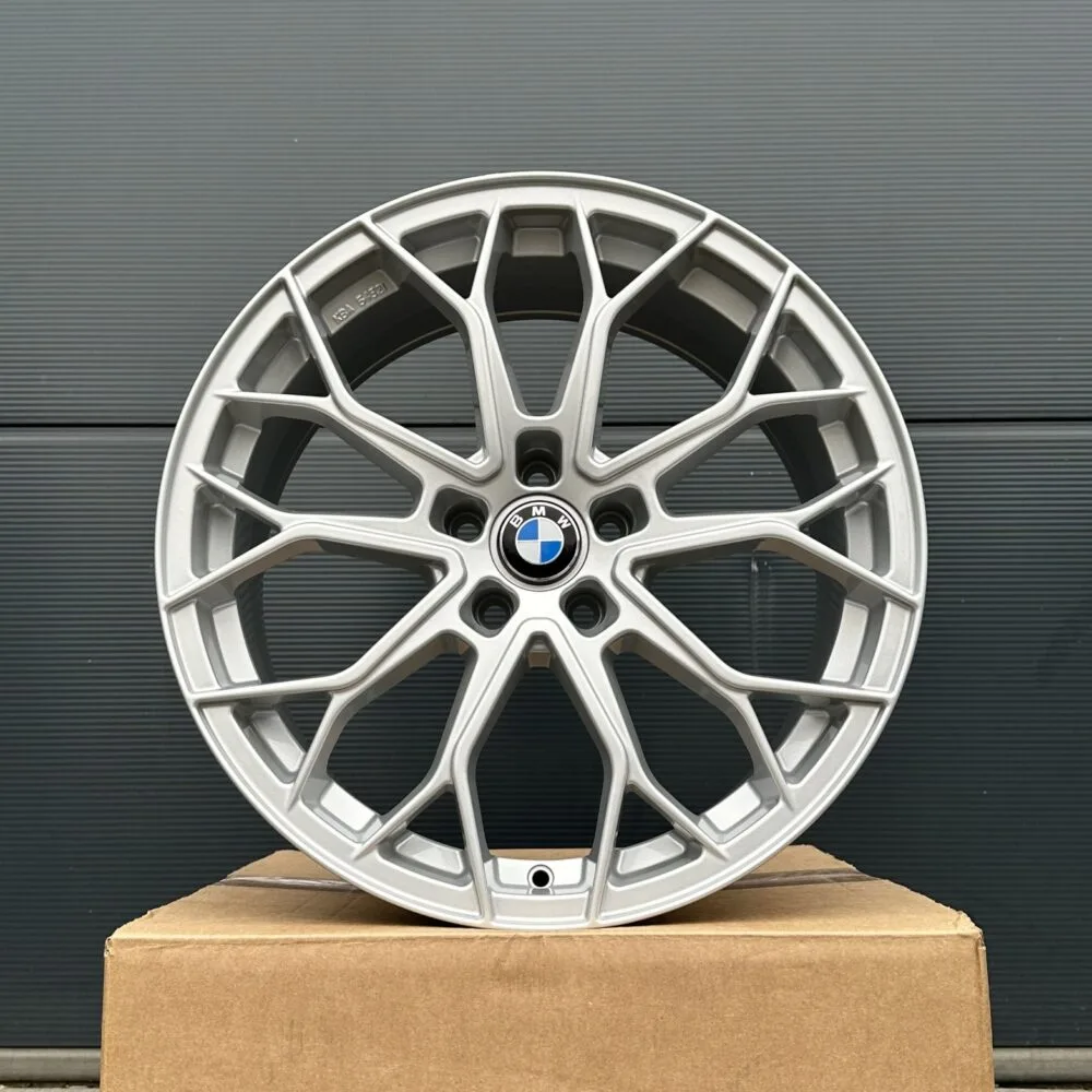 4x 19 Zoll Felgen FF Wheels FF01 silber für BMW 3er M340i M340d F30 F31 3L 3K M