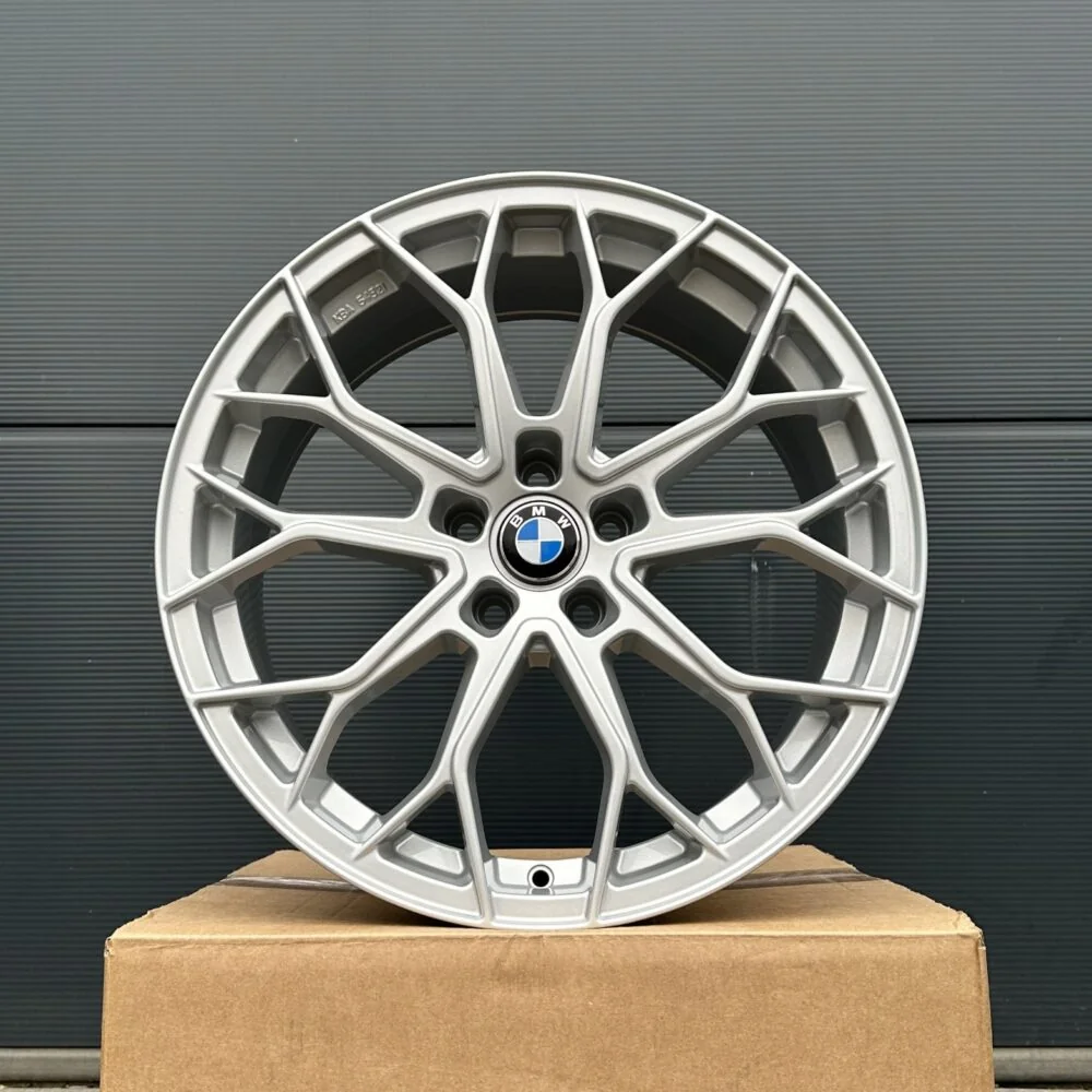 4x 19 Zoll Felgen FF Wheels FF01 silber für BMW X3 X4 G01 G02 G3X M Performance