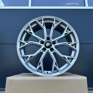 4x 19 Zoll Felgen FF Wheels FF02 silber für Skoda Octavia 5E NX RS VRS Yeti 5L 2