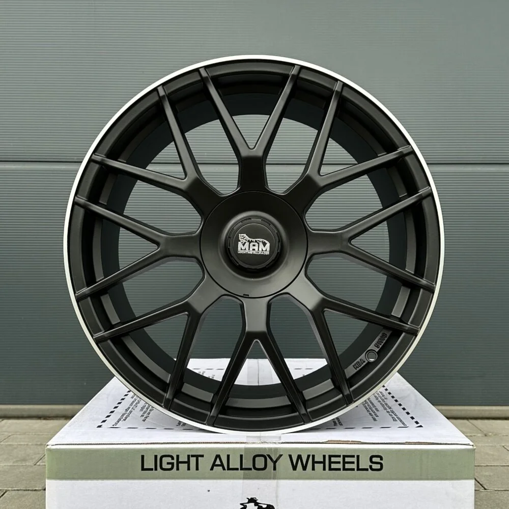 4x 19 Zoll Felgen GT1 schwarz für Mercedes CLA Klasse CLA35 AMG C117 C118 250e