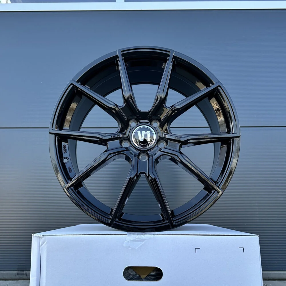 4x 19 Zoll Felgen V1 schwarz für Seat Leon 1P 5F KL Cupra Ateca 5FP Hybrid ST FR