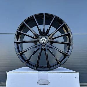 4x 19 Zoll Felgen V2 schwarz für VW Golf 7 8 GTI GTD GTE eGolf R-Line 7R 8R 2