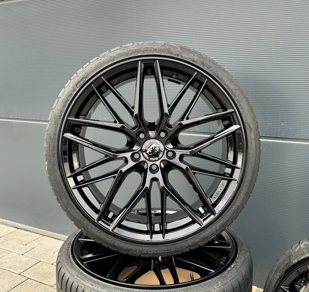 DM08 18 Zoll 4 Sommerräder Sommerreifen für Mercedes C Klasse W206 S206 R2CW AMG