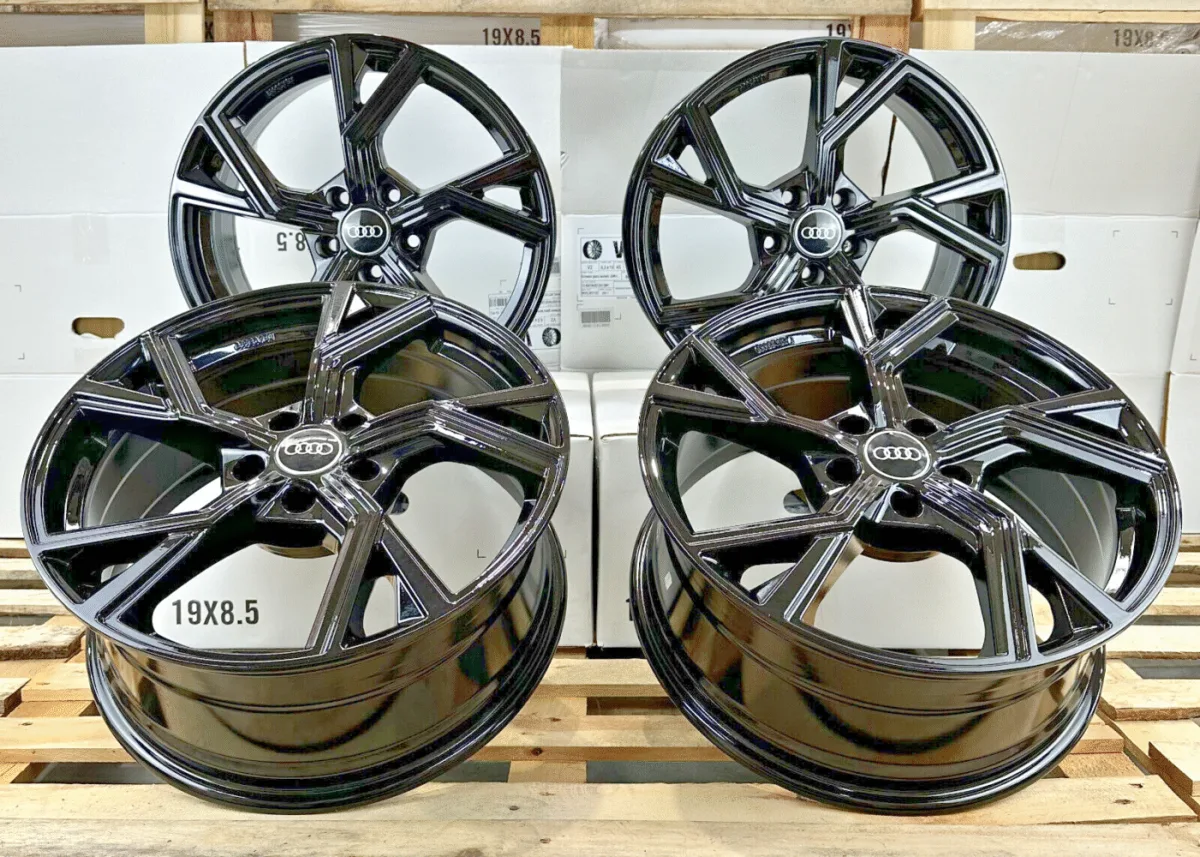 18 Zoll Felgen Avus AF20 schwarz für Audi A3 S3 8P 8V GY TT TTS 8J 8S S Line NEU