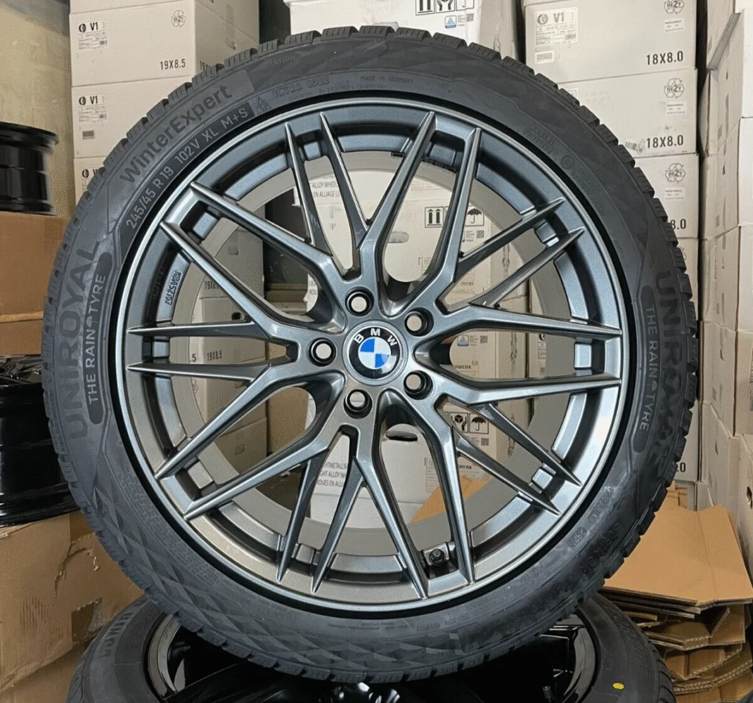 18 Zoll Winterräder Winterräder Winterreifen DM08 grau matt für BMW i4 G4C