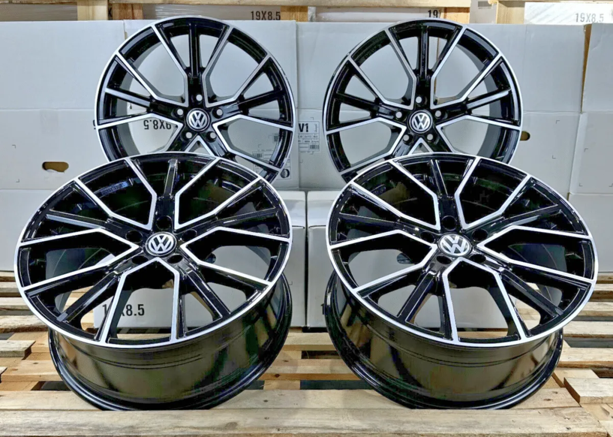 18 Zoll Felgen AF18 schwarz für VW Arteon 3H Passat B5 B6 B7 B8 3C CC Scirocco