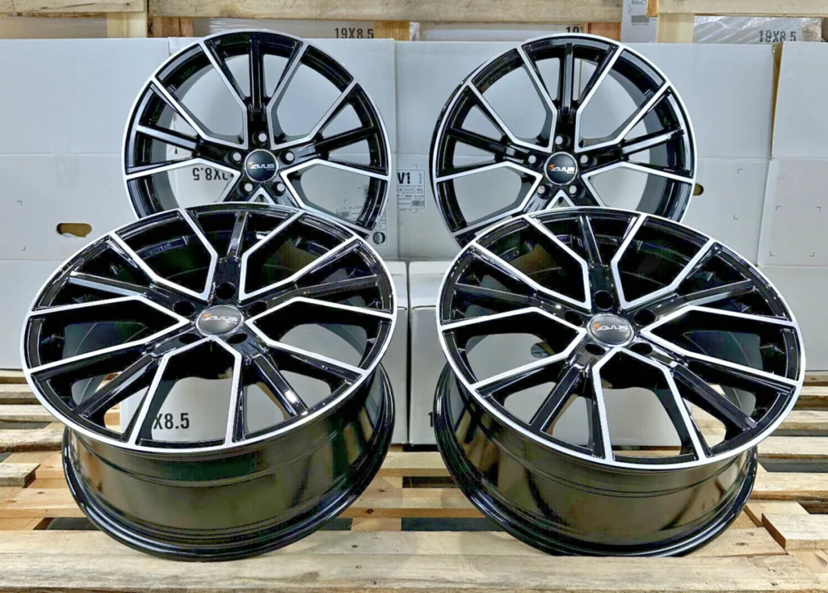 19 Zoll Felgen Avus AF18 schwarz für Skoda Octavia 1Z 5E NX RS VRS Superb 3T NEU