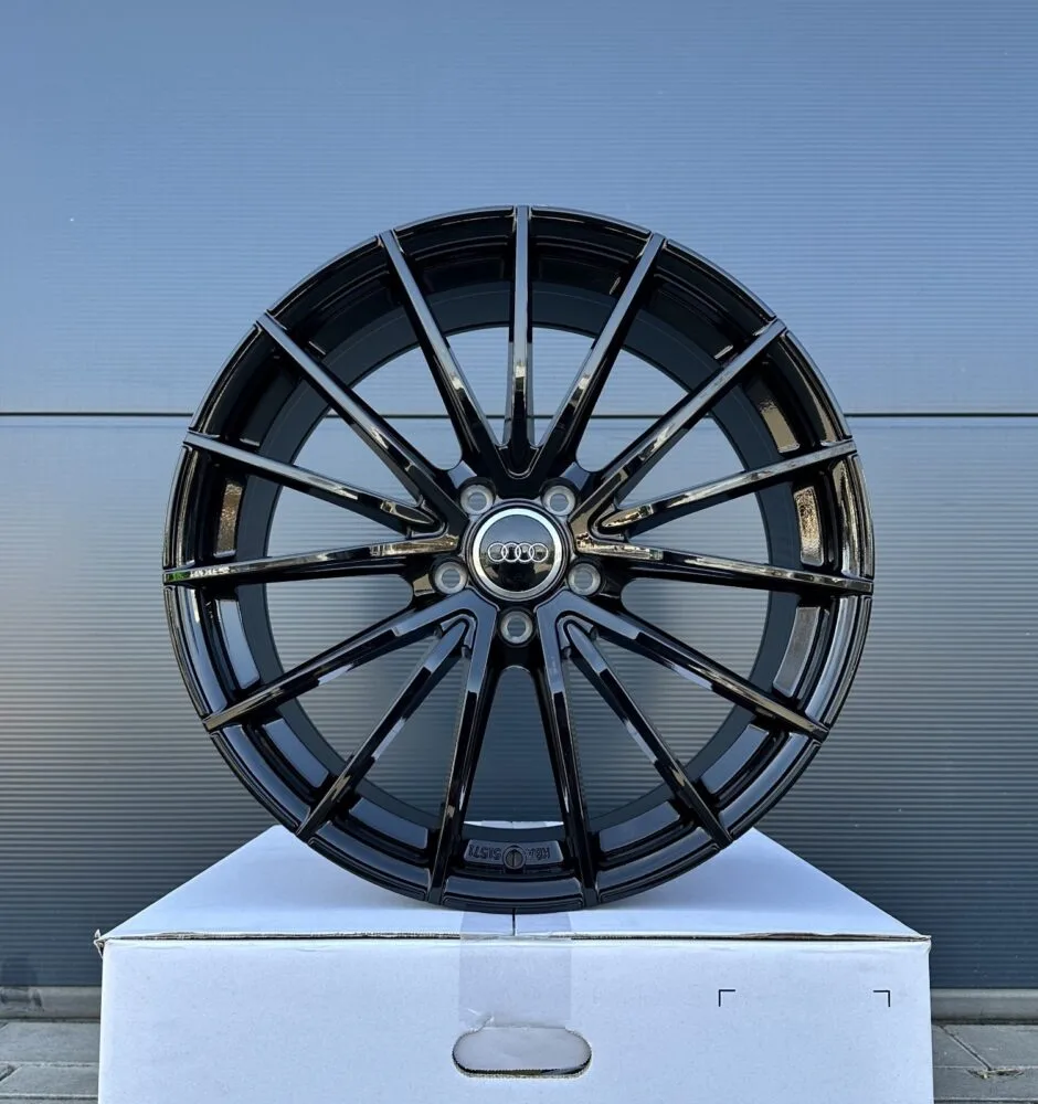 4x 18 Zoll Felgen V1 Wheels V2 schwarz für Audi Q2 Q3 GA 8U 8U1 A8 4E S-Line