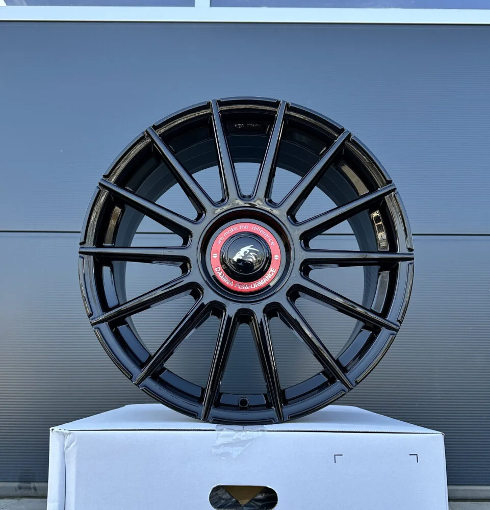 19 Zoll 4 Felgen DM08 schwarz rot VW Arteon 3H R Scirocco Tiguan 5N Passat CC