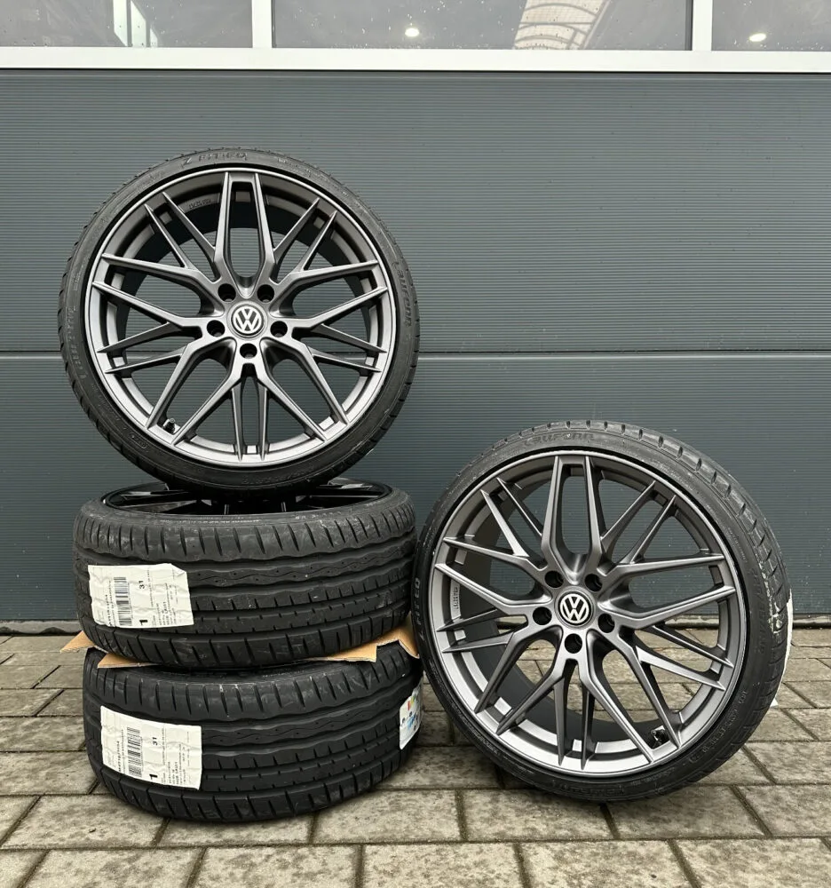 DM08 20 Zoll Sommerräder AMG Sommerreifen Kompletträder VW Golf 7 8 GTI GTD TCR