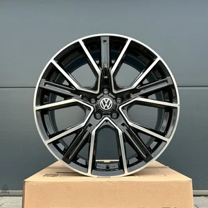 4x 18 Zoll Felgen WH34 schwarz poliert für VW Arteon 3H R Beetle Scirocco 16