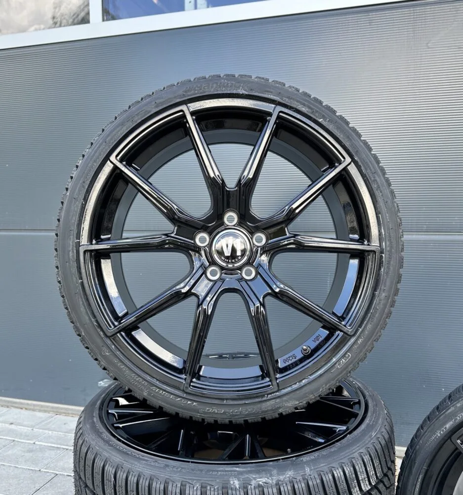 V1  19 Zoll Winterräder AMG Winterkompletträder Mercedes A CLA Klasse W177 C118