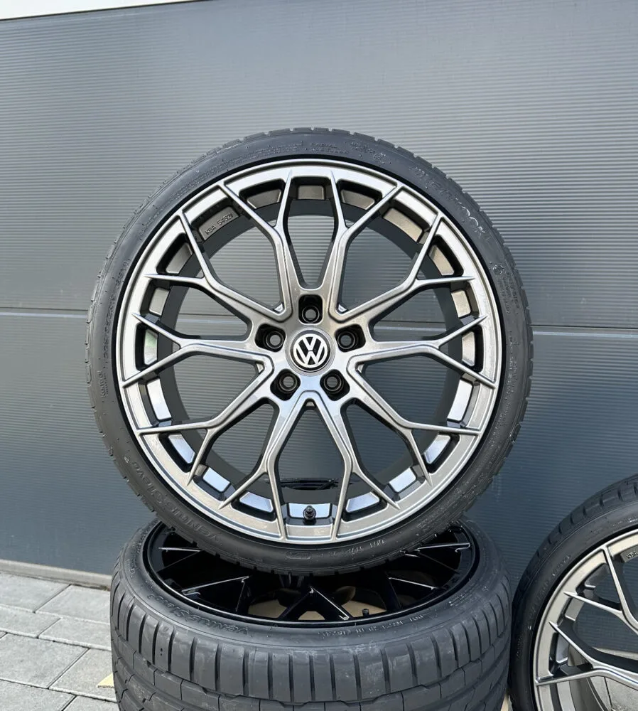 FF01 19 Zoll Winterräder Winterreifen 235/45 Kompletträder für VW Tiguan 2 5N R