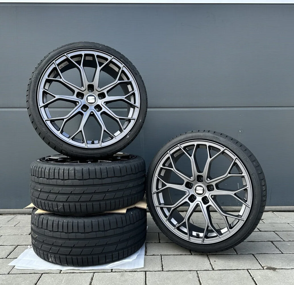 FF01 19 Zoll Winterräder HANKOOK 235/45 R19 Kompletträder für Seat Tarraco KN FR
