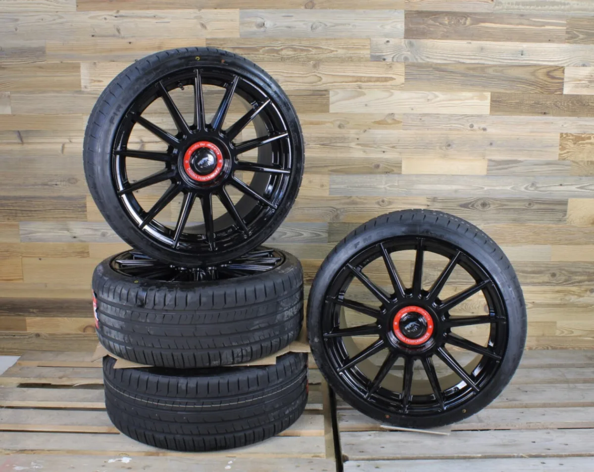 4x 19 Zoll Allwetter Räder DM09 schwarz für Skoda Octavia NS RS VRS Superb 3 4