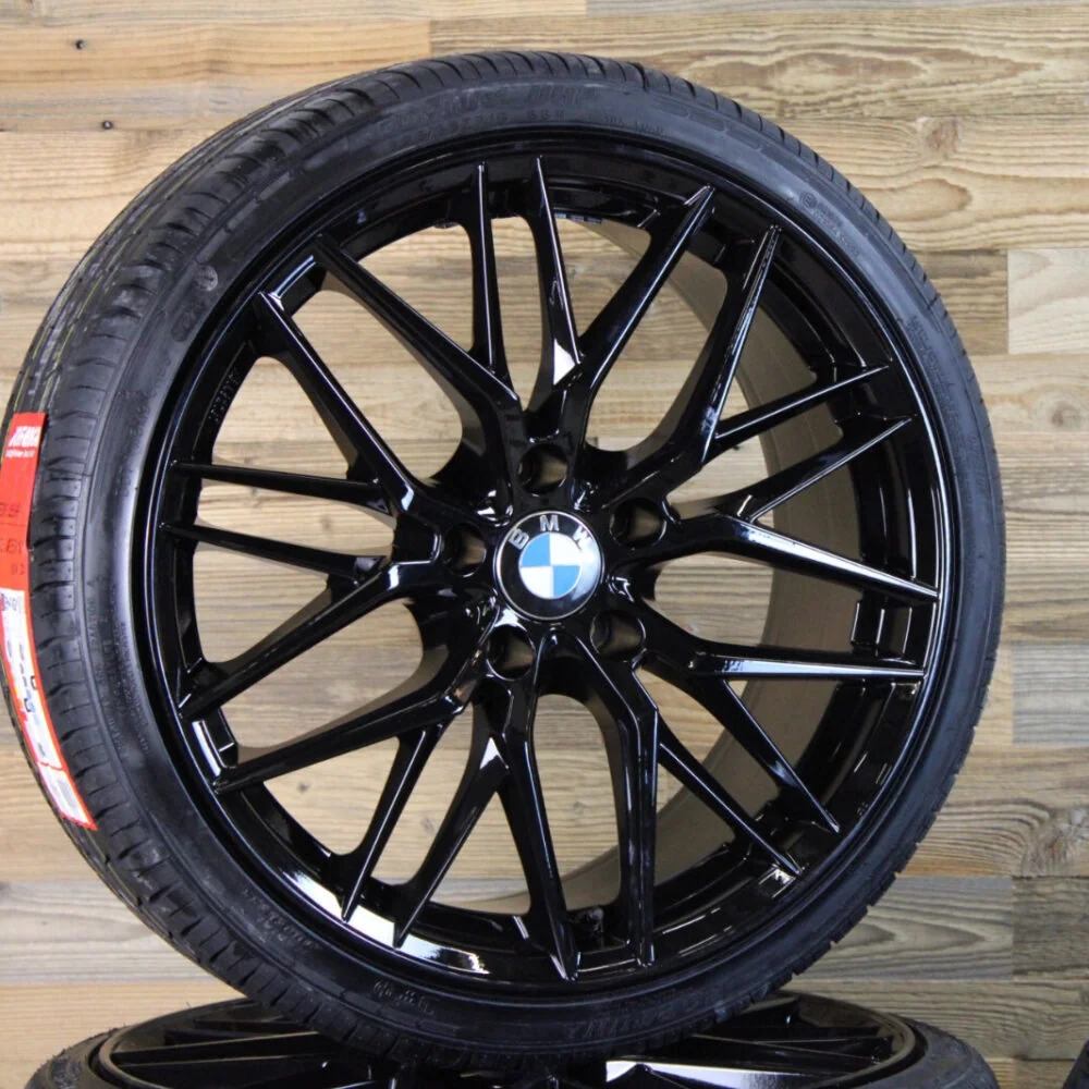 DM08 19 Zoll Winterräder 4 235/45 R19 Hankook für BMW X1 U11 NEU