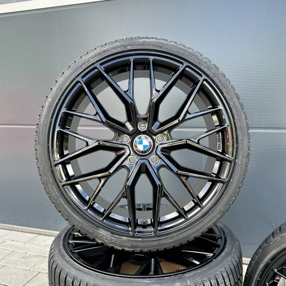DM20 19 Zoll Sommerräder Sommerreifen 235/45 Kompletträder für BMW X1 U11 NEU