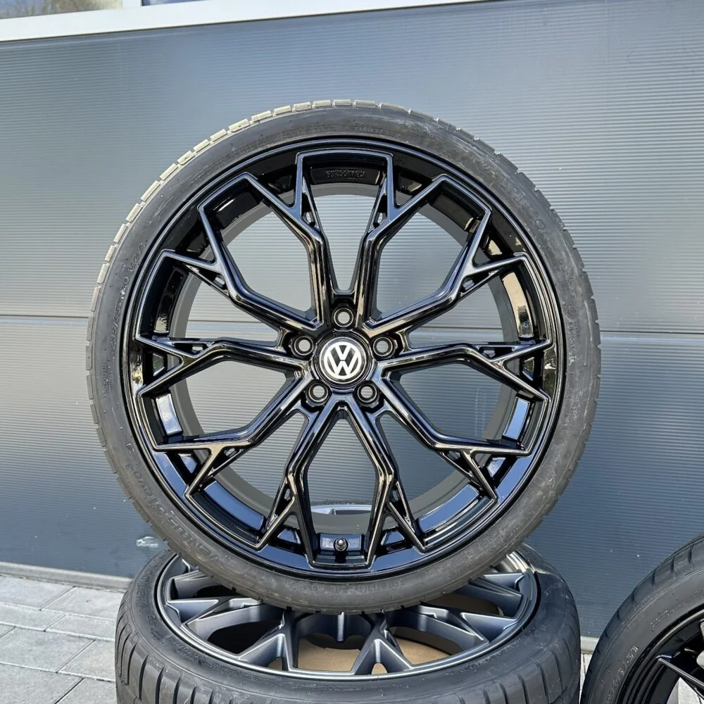 FF02 19 Zoll Winterräder Winterreifen 225/40 Kompletträder VW Passat B9 R Line