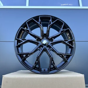 FF02 19 Zoll Winterräder Winterreifen Kompletträder für Mercedes CLA35 AMG C118 6