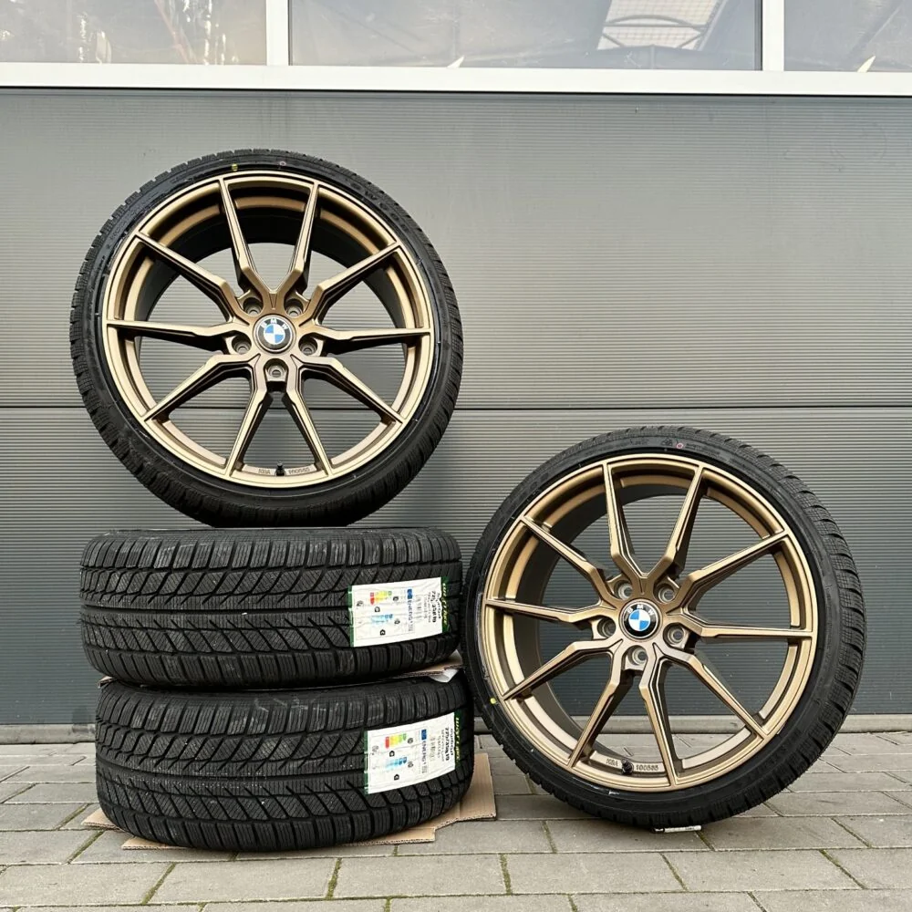 4x FF03 19 Zoll Winterräder Winterreifen 225/40 Kompletträder für BMW 2er G42 M