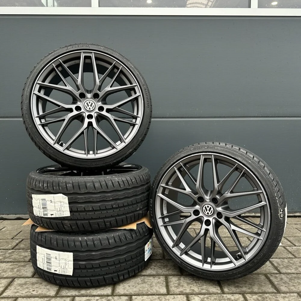 4x DM08 20 Zoll Sommerräder Sommerreifen Kompletträder für VW Golf 7 8 7R 8R CS