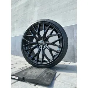 WH37 20 Zoll Sommerräder Sommerreifen 255/35 Kompletträder Audi Q3 8U 8U1 sline